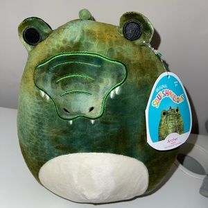 8” Archer the alligator squishmallow
